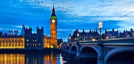 england-london-big-ben-river-night รับแปลภาษาอังกฤษ